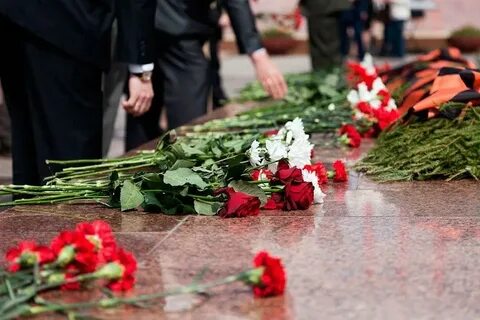 Сколько цветов кладут