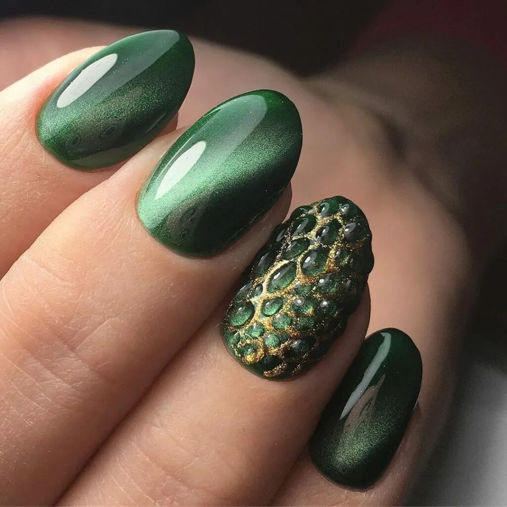 дизайн зеленых ногтей 2023 фото. кошачий глаз изумруд маникюр. дизайн зеленых ногтей 2023 фото. маникюр зеленый. дизайн зеленых ногтей 2023 фото.