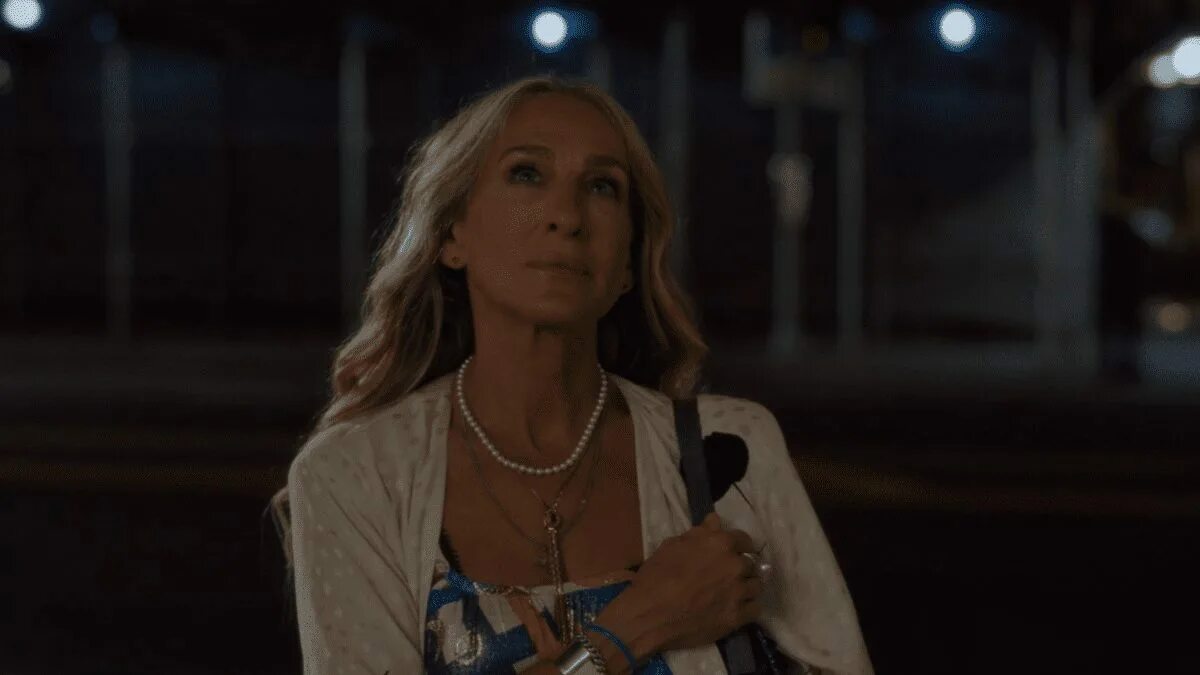 And just like that 3. И просто так кадры из сериала. &quot;бим&quot; 16+ телесериал. и просто так / and just like that. че из сериала и просто так.