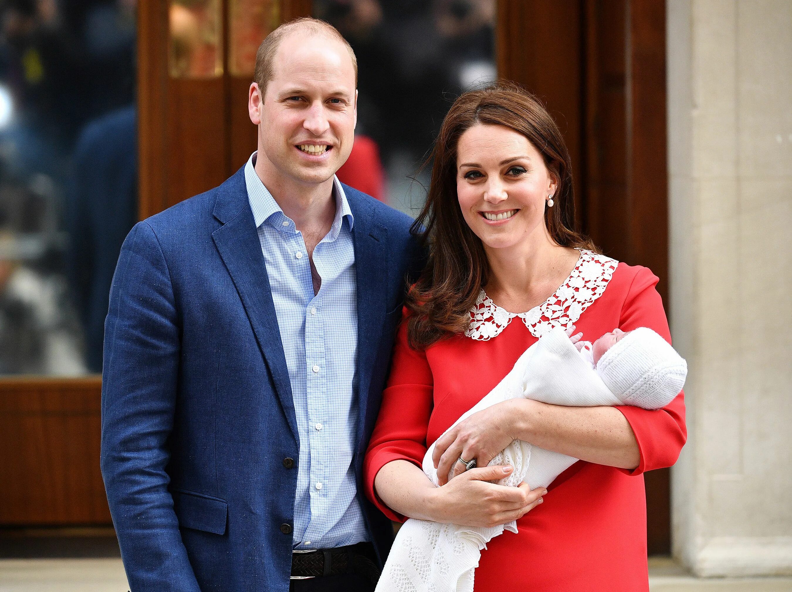 Жива ли кейт миддлтон последние новости. Принц Уильям и Кейт Миддлтон. Kate Middleton and Prince William. Принц Луи Кембриджский. Дети Кейт Миддлтон и принца Уильяма.