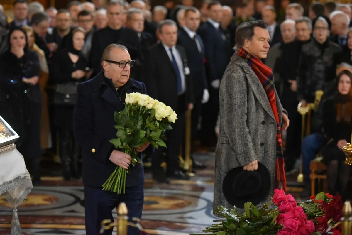 Прощание с ириной чуриковой в храме христа спасителя. Подарок в храме христа спасителя 2024. Подарок в храме христа спасителя 2024. Концерт хора инженерных войск в храме христа спасителя. Прощание с ириной чуриковой в храме христа спасителя.