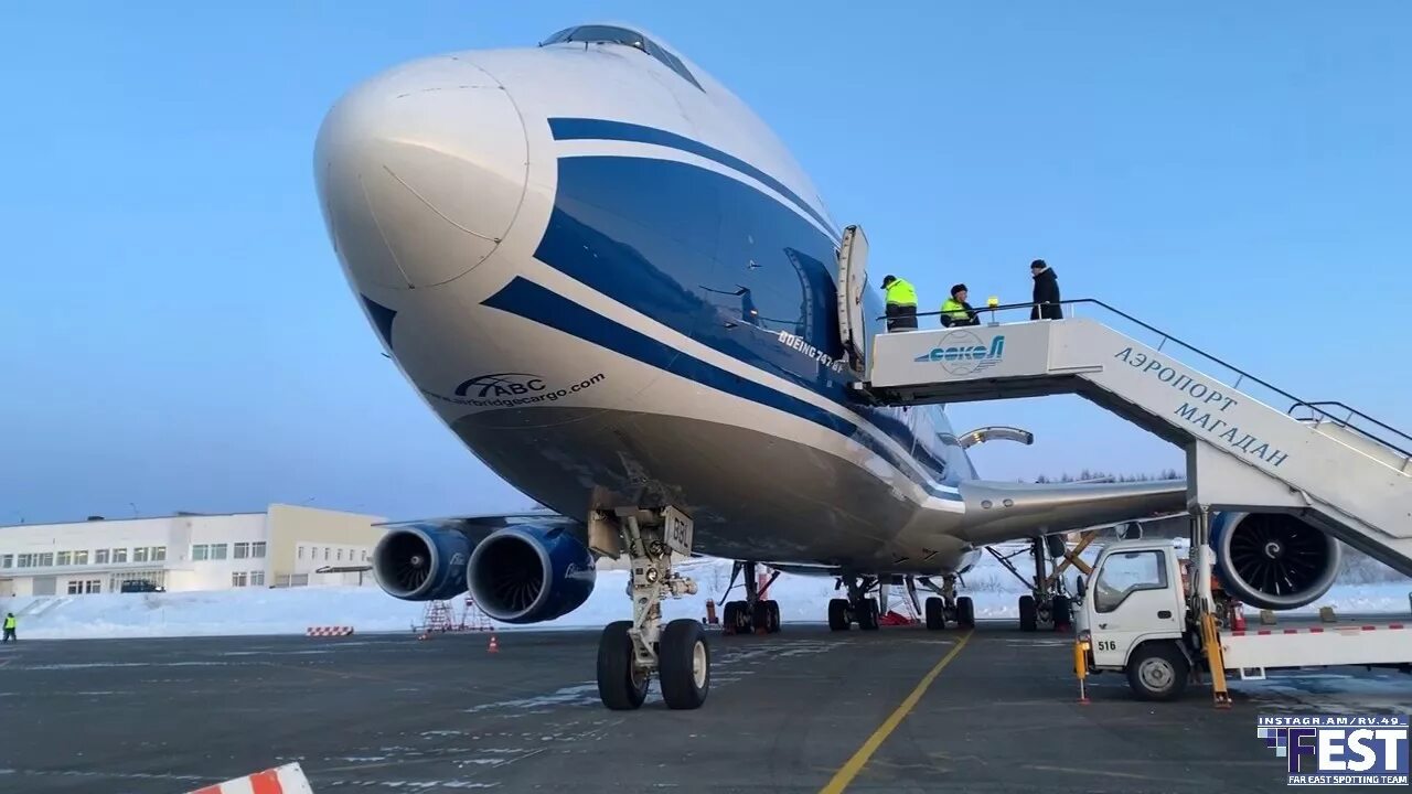 Боинг магадан. Air Bridge Cargo Boeing 777. Видео про самолет Боинг 747-800.