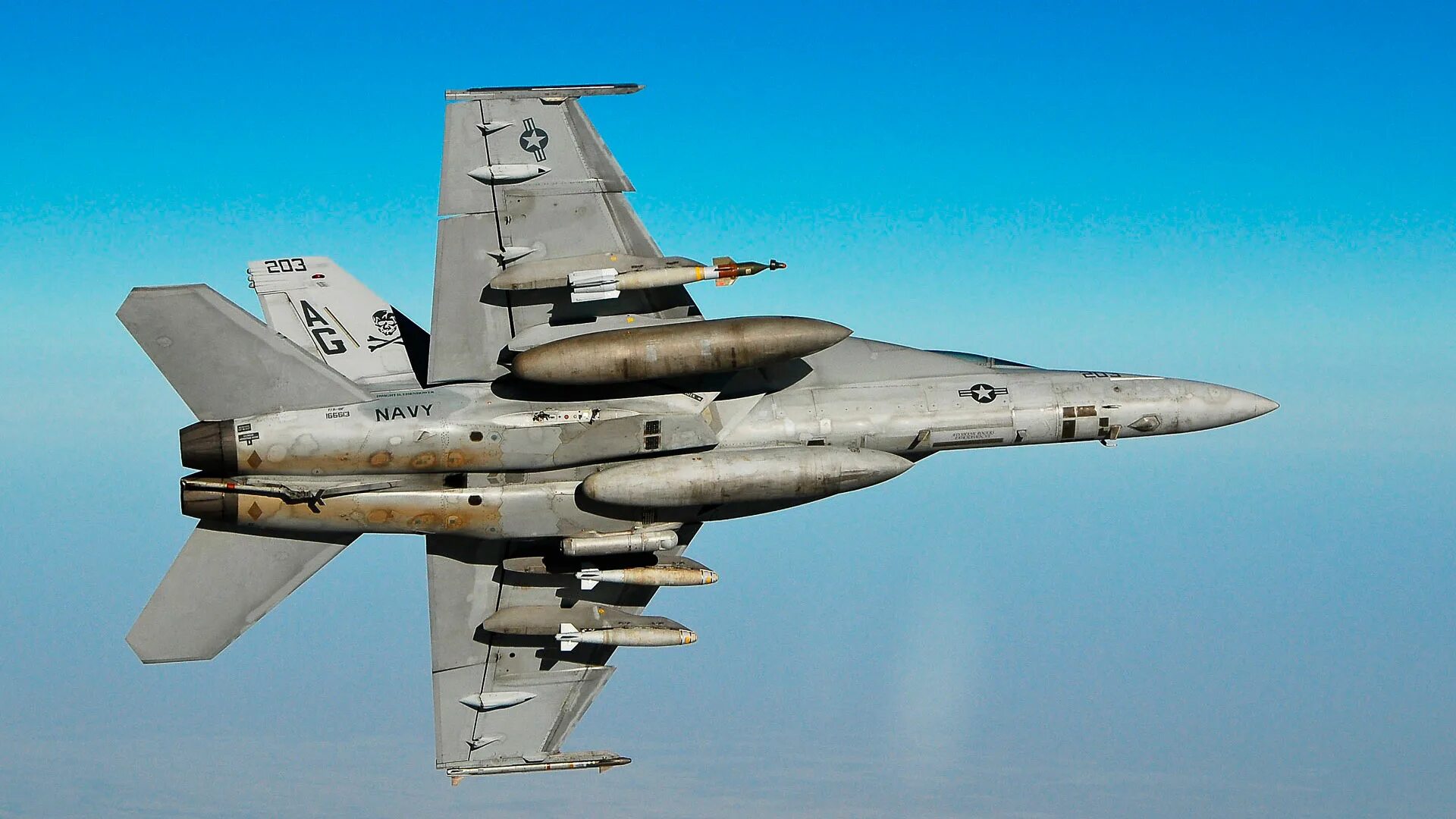 8 f 18 11 f. F/A–18f "супер Хорнет". Boeing f/a-18e/f super Hornet. F/A-18 «Хорнет». Ф-18 супер Хорнет.