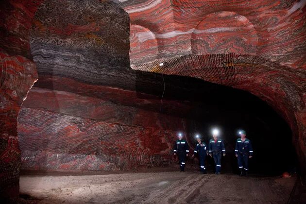 Уралкалий завод в березниках. Уралкалий соликамск скру 2. Калийные шахты уралкалий. Шахта сильвинит в соликамске. Рудник уралкалия.