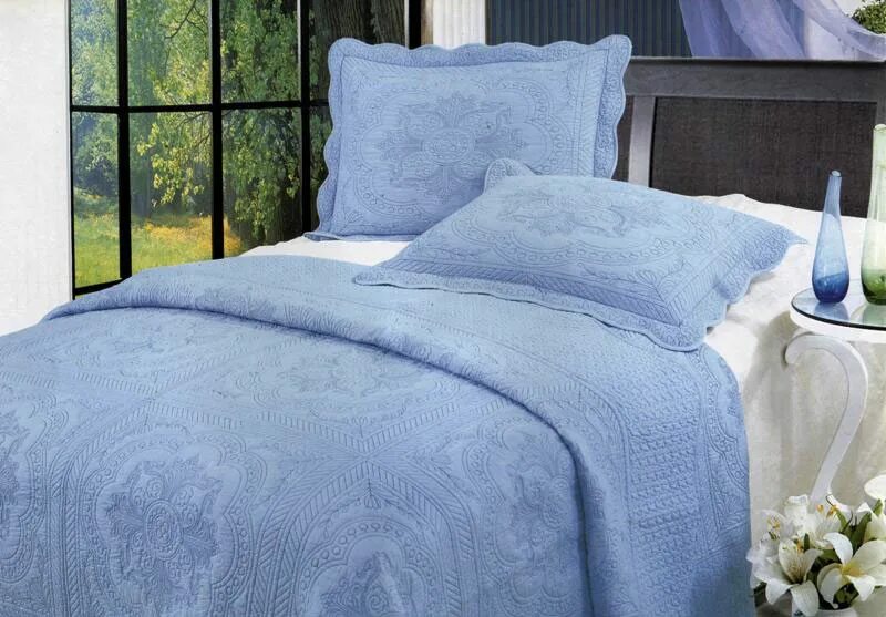 Полотенце покрывало. Man Zhi Jia Home Textile одеяло. Man Zhi Jia Home Textile постельное белье. Покрывало на кровать голубого цвета в классическом стиле. Самойловский текстиль одеяло.
