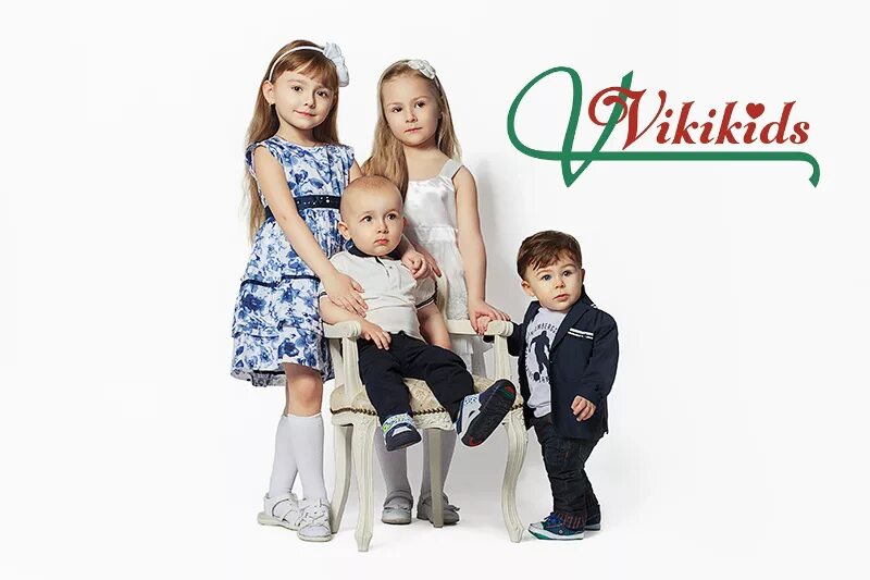 Детский интернет магазин kid. Детская одежда картинки. Viki Kids детская одежда. Детский одежда баннер.