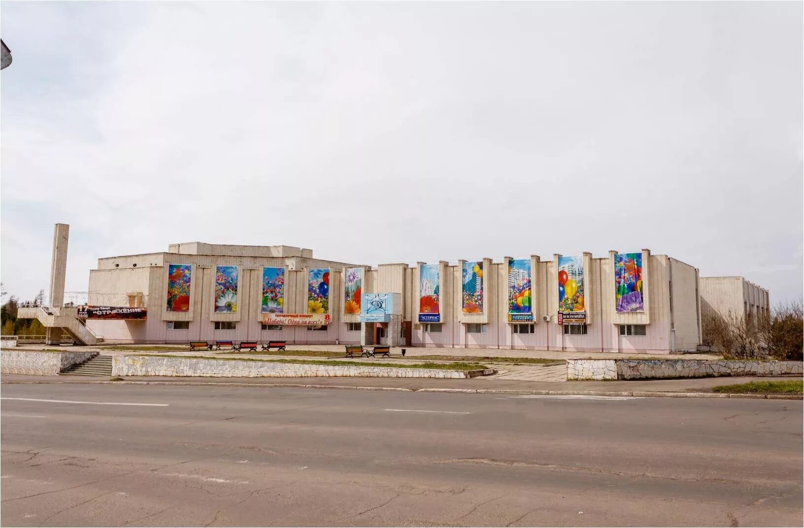 дк дружба, маук гдк «дружба». гдк дружба усть-илимск. дк дружба усть-илимск старый город. школа номер 2 усть илимск. жерон усть-илимск.