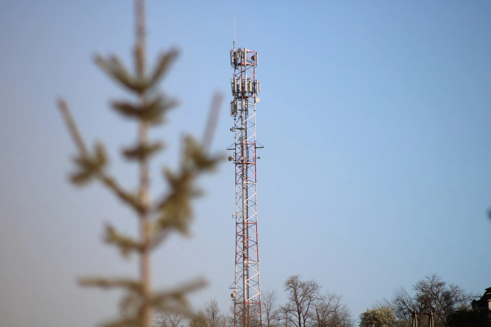 Сотовая связь новгород. Вышки сотовой связи в Крыму 4g. Вышки сотовой связи в Крыму 4п. Вышка сотовой связи Воронеж. Передвижная вышка сотовой связи.