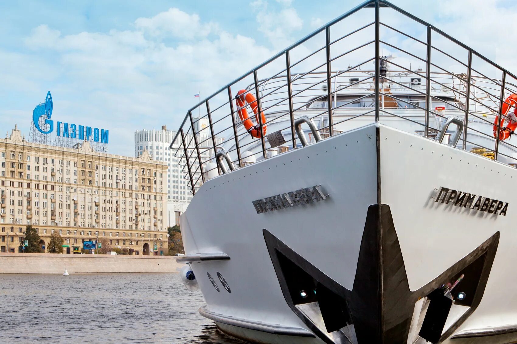 Radisson яхта. Яхта рэдиссон роял. яхта флотилии «рэдиссон ройал». яхта примавера рэдиссон. рэдиссон примавера корабль.