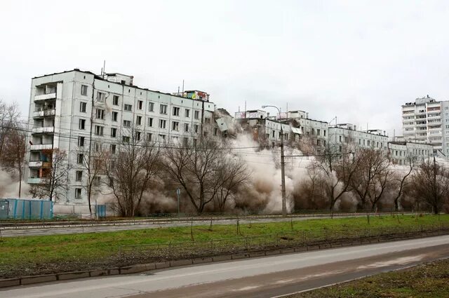 Погода в москве в метрогородке. Открытое шоссе фенольный дом. Метрогородок Москва. Фенольный дом на улице Николая Химушина Москва. Фенольные дома Метрогородок.