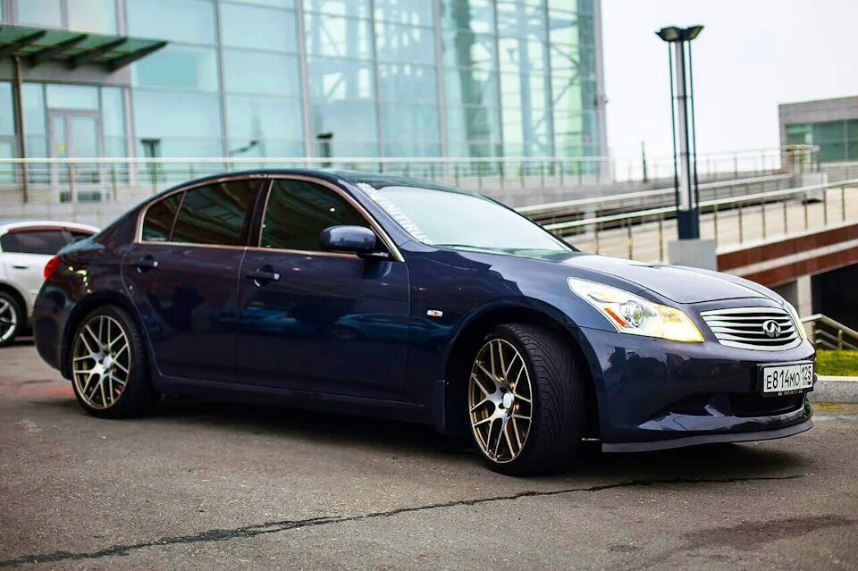 Шины infiniti m35. Infiniti g25 r19. диски на инфинити g35. infiniti g35 r19. инфинити g 25-35.