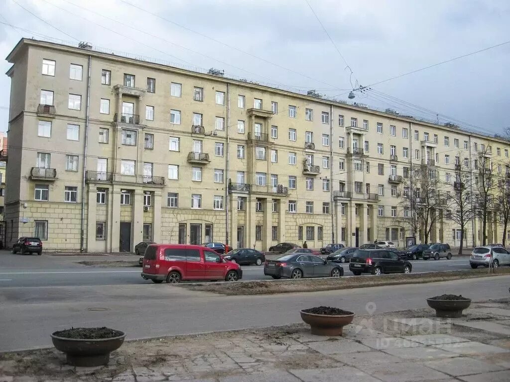 Колесо, шинный гипермаркет, ТК Гарден Сити, Лахтинский проспект, 85 лит В, Санкт