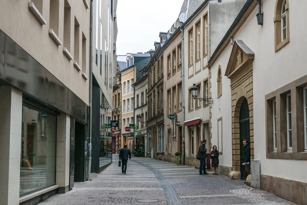 люксембург город в люксембурге улицы. белов улица люксембург. люксембург улицы города. люксембург город в люксембурге улицы. люксембург улочки.