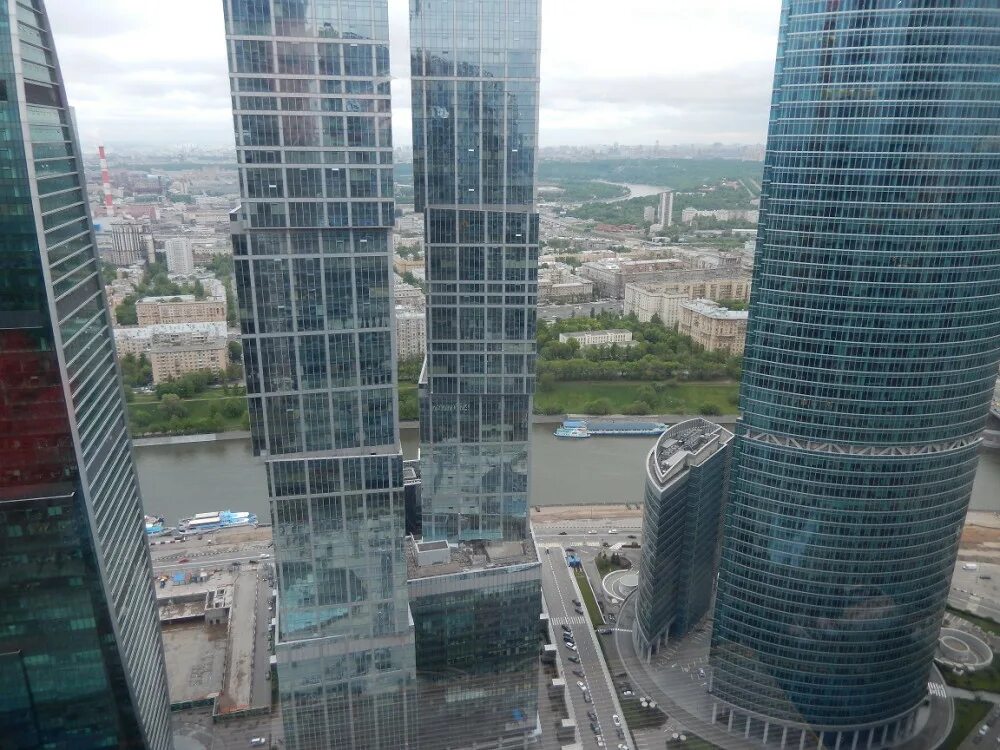Сколько там этажей. 54 Этаж. Москва с верхнего этажа Московской башни. Высота 54.