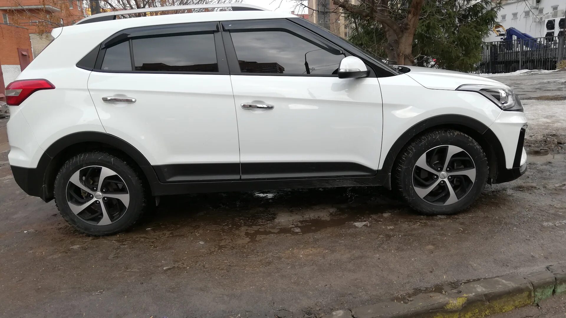 Hyundai Creta r17. Hyundai Creta белая. Колеса Hyundai Creta r16. Hyundai Creta диски r18. Creta hyundai 17