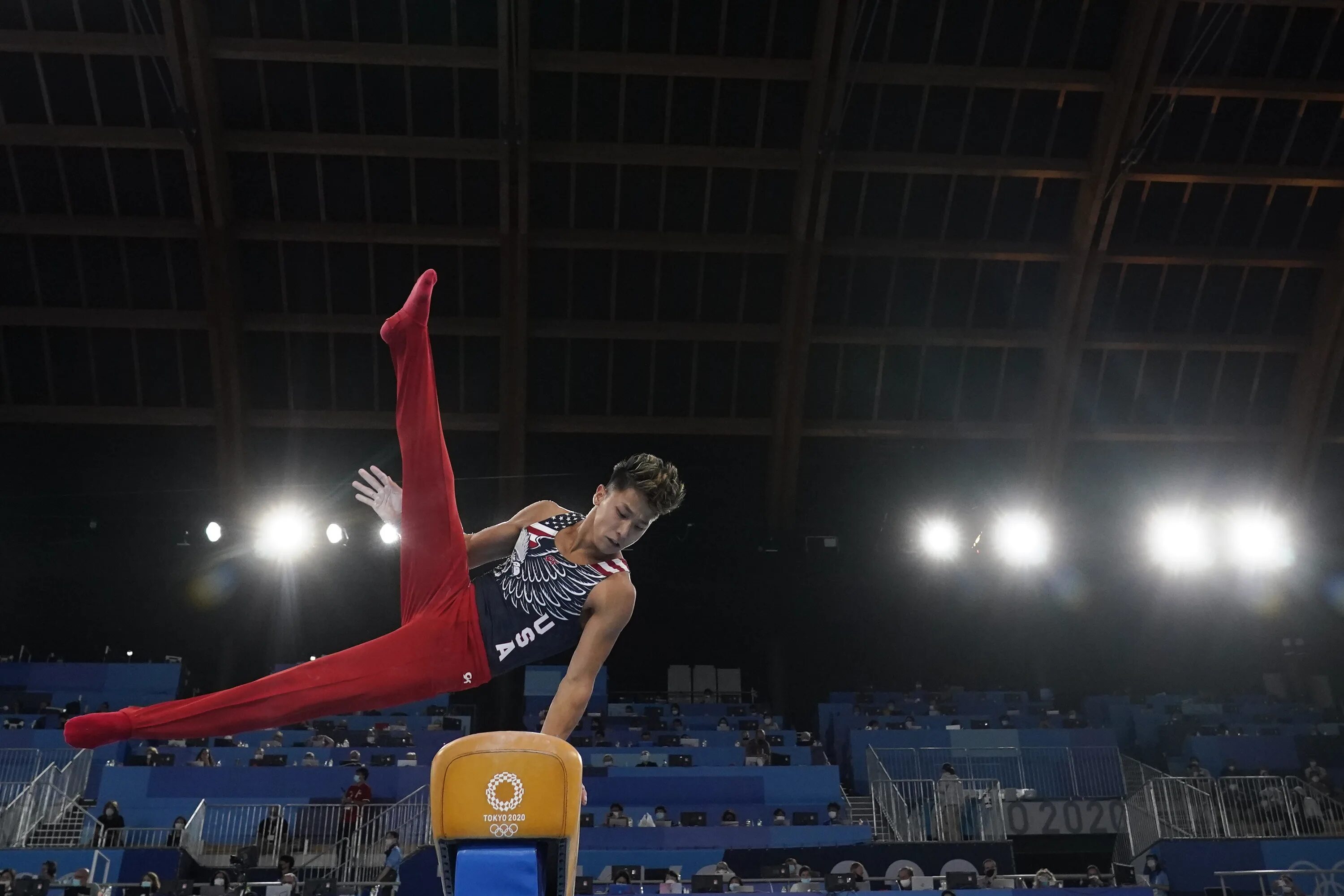 Гимнаст сеул. Tokyo Olympics 2021 gymnastic. Гимнастика АПТ. Aerial Gymnastics in Utah Competition. One line man gymnastic.