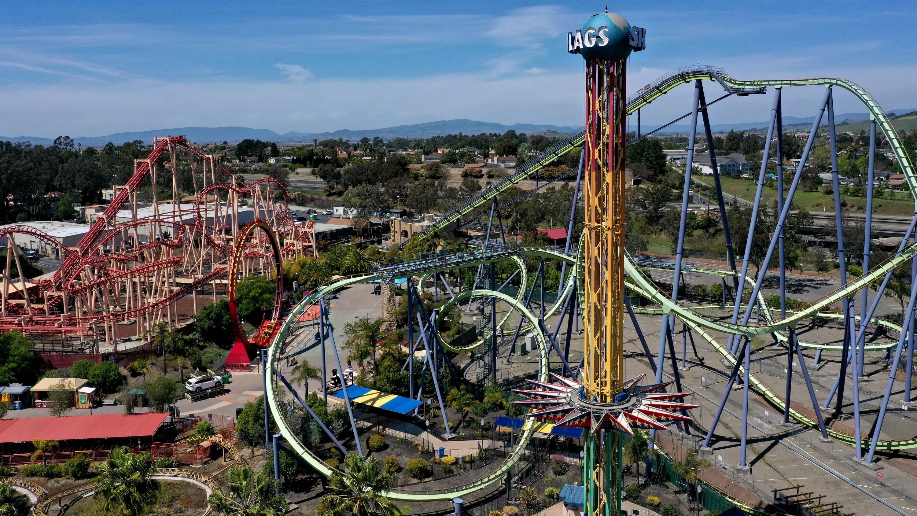 Сан Франциско парк аттракционов. Six Flags Лос Анджелес. Six Flags Magic Mountain Лос-Анджелес. Six Flags America парк.