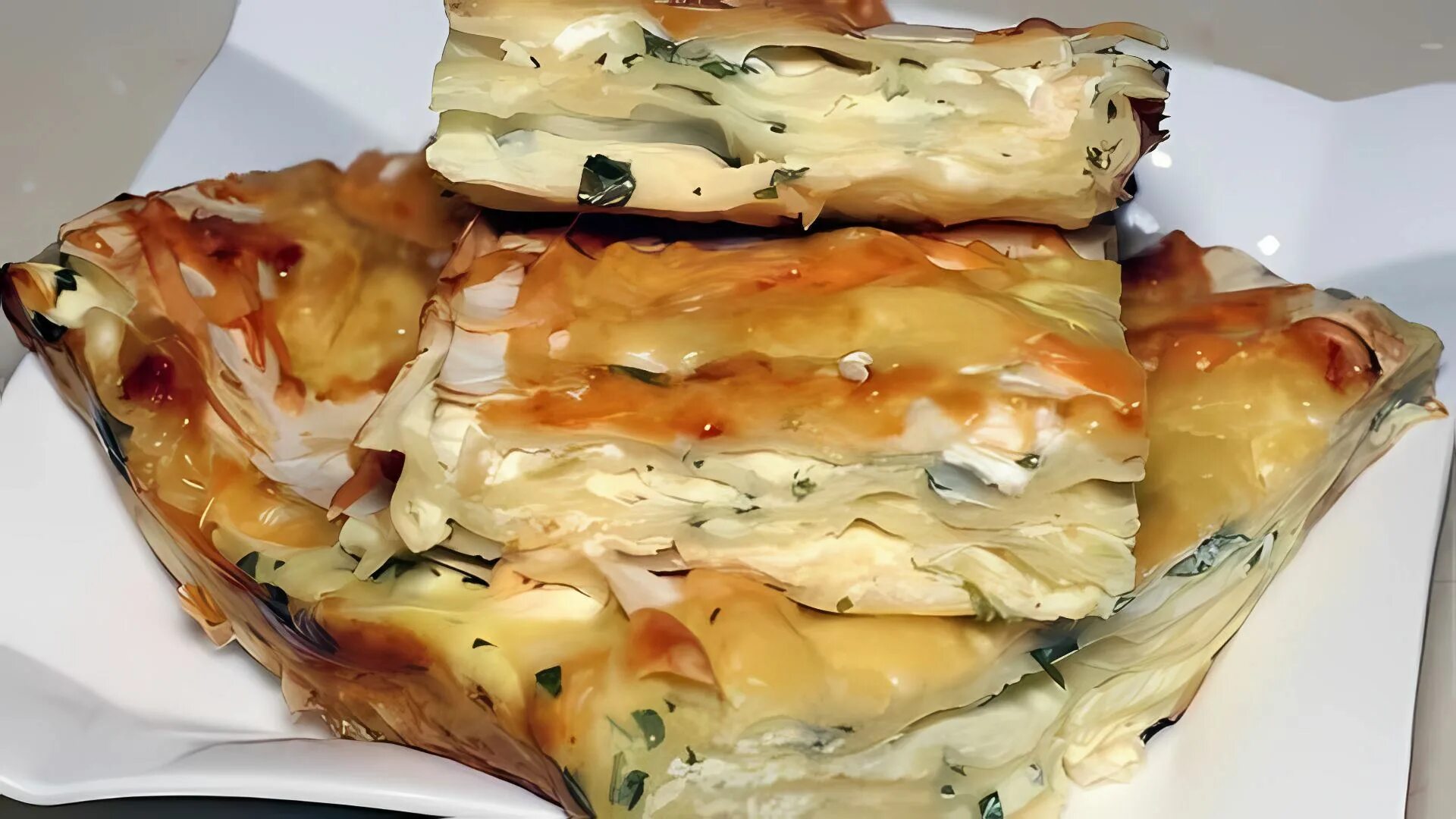 Ачма сабурани. Хачапури ачма. Хачапури ачма. Грузинский пирог ачма. Ачма из лаваша с сыром в духовке.