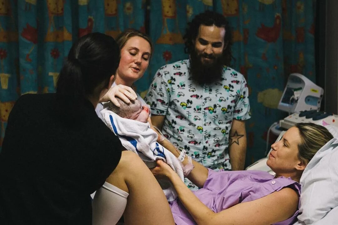 материнство и отцовство. отцовство для ребенка. суррогатная. суррогатный. суррогатный отец.