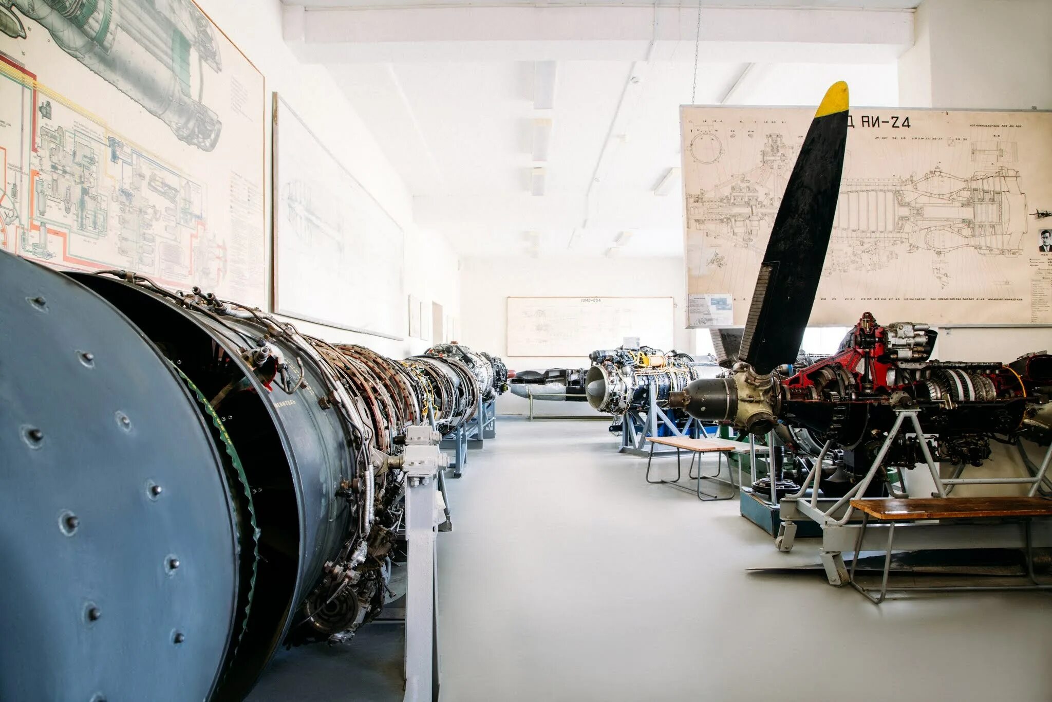 Сандрацкий авиадвигатель. Музей авиационных двигателей самара. Музей авиационных двигателей самара. Центр истории авиационных двигателей самара. Музей авиационных двигателей самара.