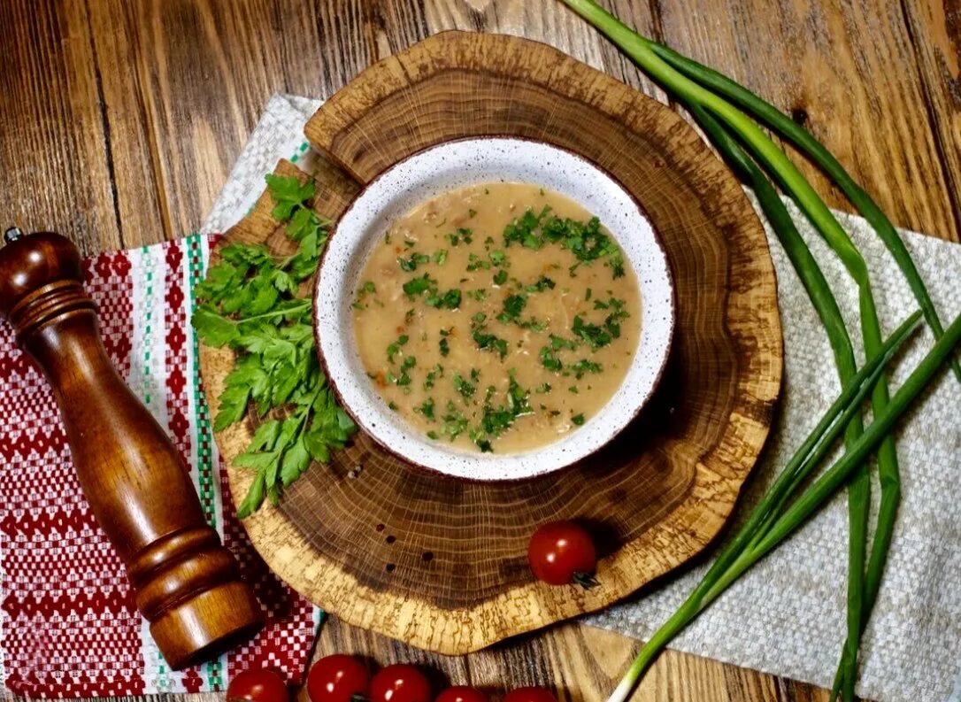 Аллиум шнитт. Лук шнитт (лук скорода). Шнитт батун. Жареный говяжий рубец. Лук шнитт чемал.