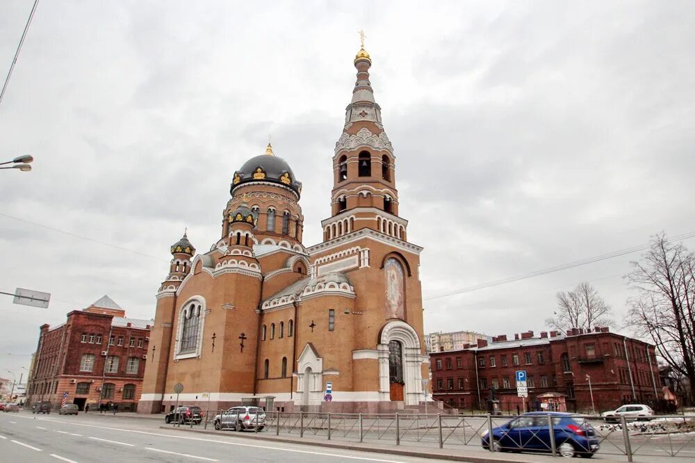 Храм Воскресения Христова в Санкт-Петербурге на Обводном канале. Храм Воскресения Христова СПБ на Обводном канале. Храм Воскресения Христова у Варшавского вокзала. Храм на Обводном канале у Варшавского. Обводный канал церкви