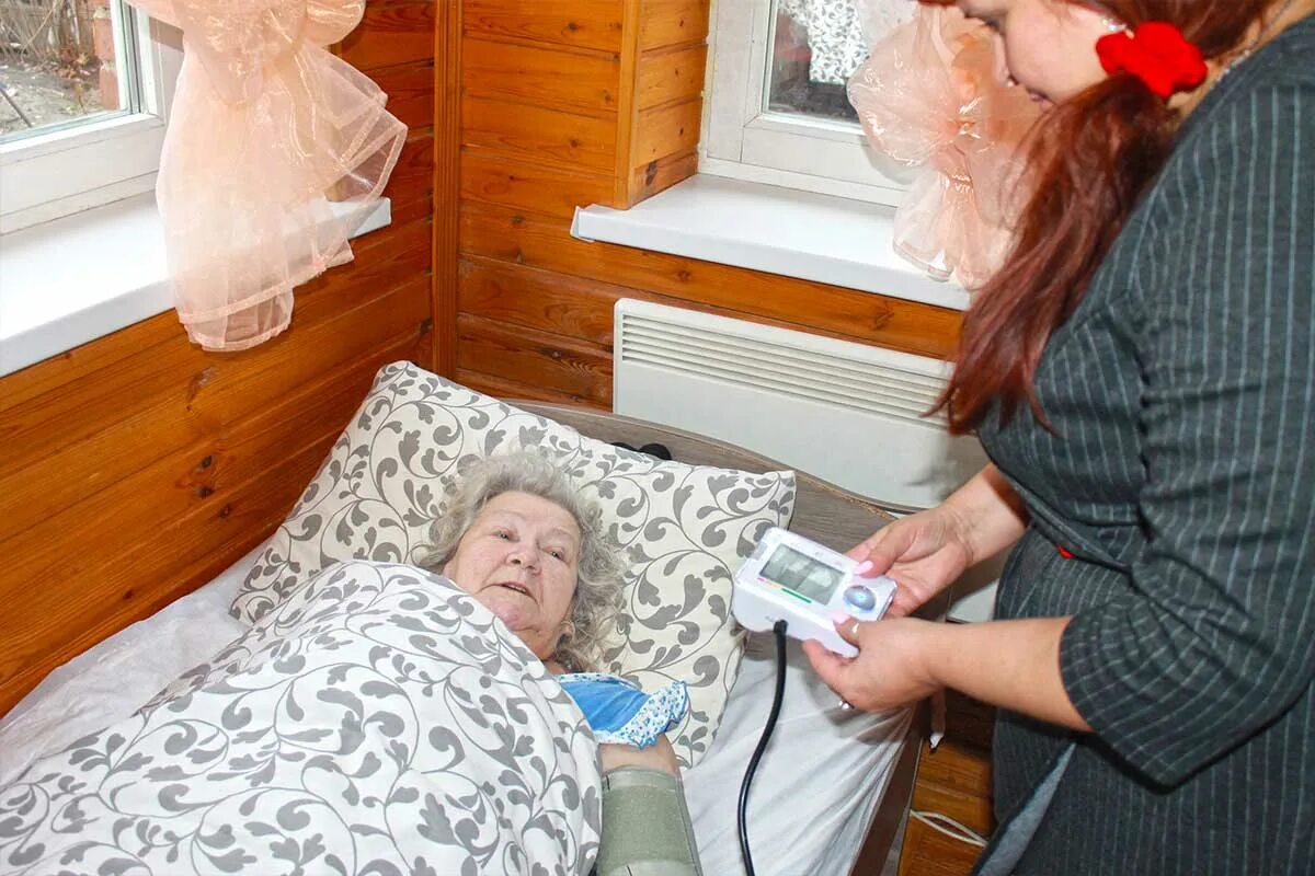 Дом инвалидов для лежачих больных. Пансионат для пожилых в люберцах. пансионат для пожилых с деменцией в подмосковье. пансионат для больных деменцией в подмосковье. пансионат для лежачих пожилых.