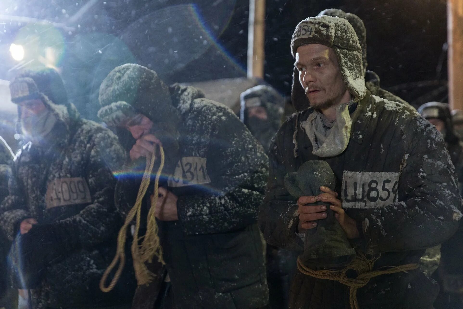 Иван денисович фильм 2021 постер. Иван денисович - трейлер 2021. Филипп янковский в фильме иван денисович. 3 дня ивана денисовича. Иван денисович янковский.