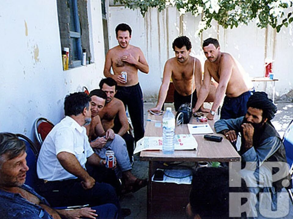 Кандагар реальная история. Самолет в кандагаре 1995. Ил 76 кандагар. Кандагар 1995. Кандагар реальная история.