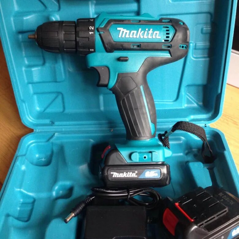 Makita df331d. Дрель-шуруповерт df331d, 12v, Makita. Шуруповёрт 18v синий. Шуруповерт Lux Tools 18v. Авито шуруповерты б у