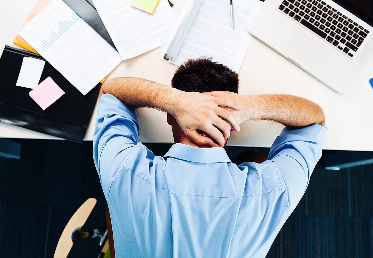 Reasons of stress. Take off stress. Парень хватается за голову. Take off stress. Стресс.