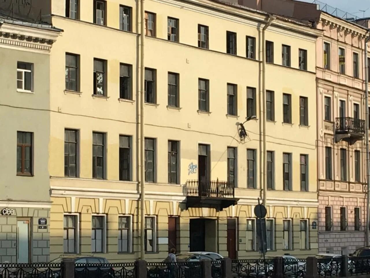 Набережная мойки 120. Набережная мойки, 26 реки мойки. Набережная реки мойки 23. Канал грибоедова санкт-петербург. Река мойка 26.