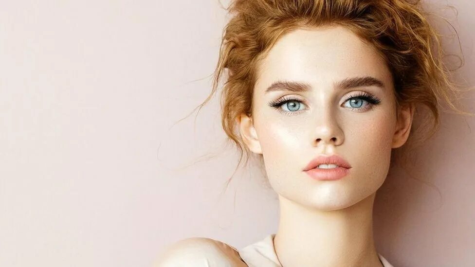 Ульяна алексеева перманентный макияж. Сунь фэйфэ́й. Как стать идеалом красоты. Женщина улыбается. Модель женщина лицо.