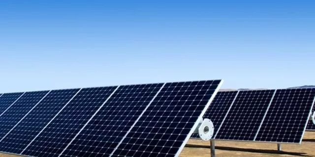 Солнечные батареи в калифорнии. Солнечная электростанция solar star. Самые красивые солнечные электростанции. Solar star california. Solar star sge.