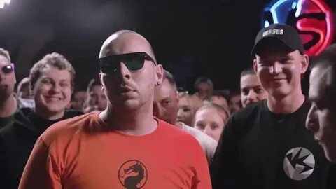 Песни с сильным битом