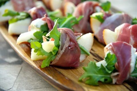 Закуска с тунцом