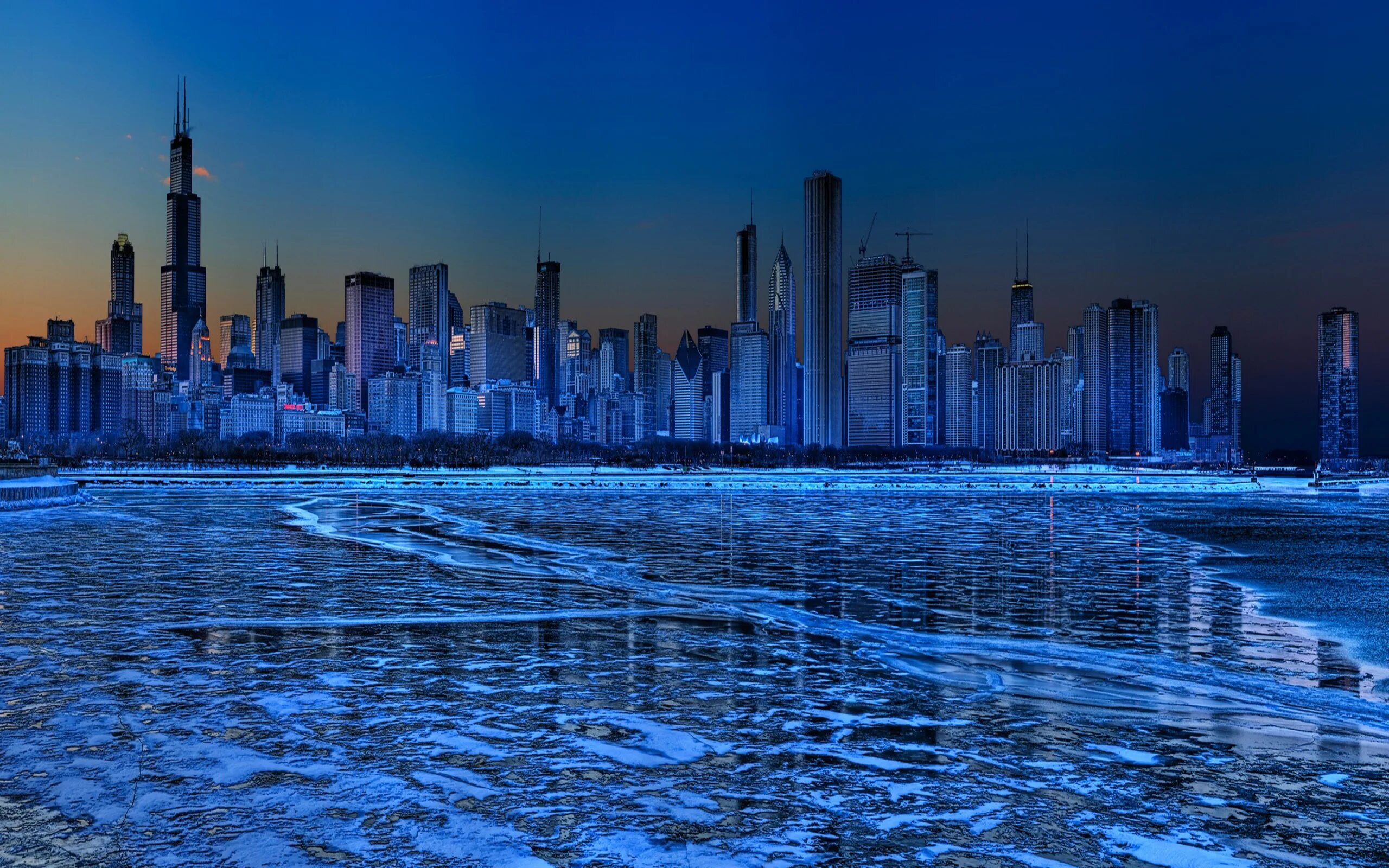 Высокие обои. Чикаго Скайлайн панорама. Чикаго (Иллинойс) озеро голубой. Фон город. Панорама города.