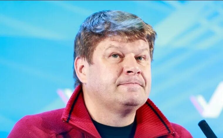 дмитрий губерниев. губерниев на олимпиаде в сочи 2014. дмитрий губерниев. дмитрий губерниев 2000. дмитрий губерниев олимпиада 2014.