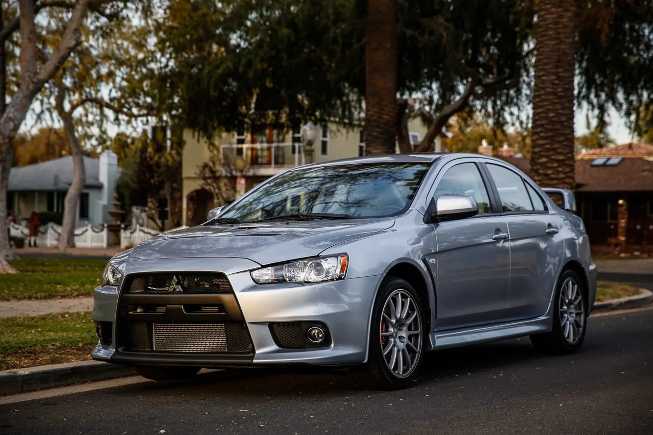 Mitsubishi lancer 10 поколения. Mitsubishi Lancer x 2014. Мицубиси Лансер Эволюшн 2014. Митсубиси Lancer 2014. Митсубиши Лансер 2014.