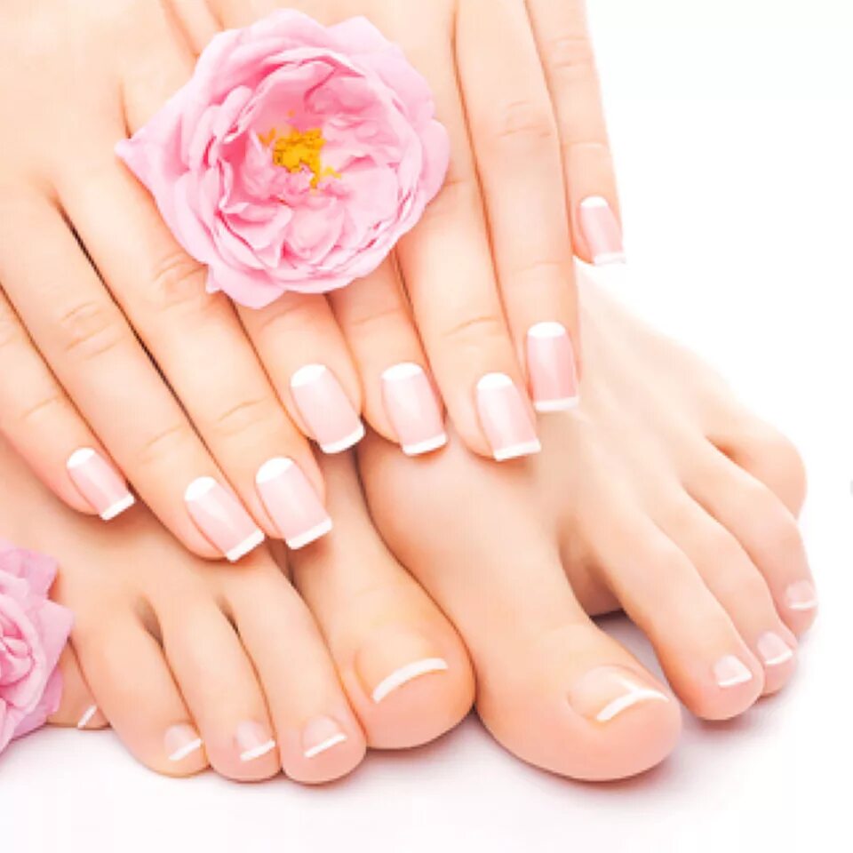 Manicure pedicure. Маникюр и педикюр. Педикюр. Моникюрпедикюр. Красивые ногти на руках и ногах.