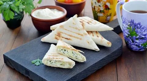 Лаваш творожный сыр курица