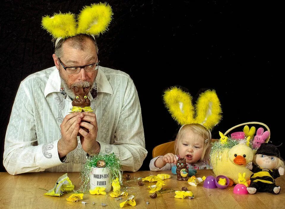 детские шалости с папой. самый классный папа. папа ты классный. фотопроект дэйва энглдау. самый классный папа.