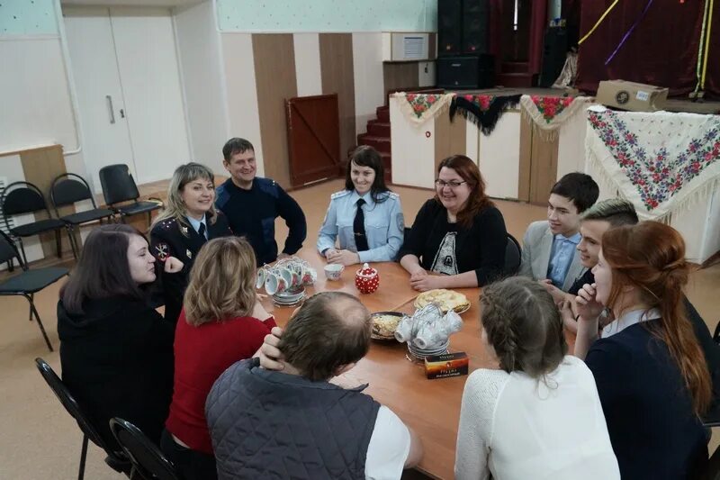 Сайт окуловского районного суда новгородской области. Пестовский районный суд. Администрация Новгородской области сотрудники. Пестовский суд Новгородской области. Администрация Пестовского района.