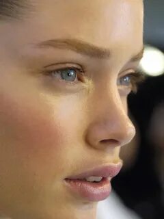 Small face pretty face