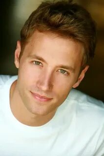 Beauty actor
