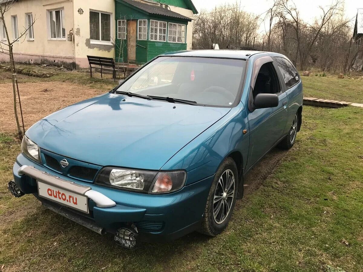 Nissan Almera 1997. Ниссан Альмера 1997 1.4 бензин. Ниссан Альмера хэтчбек 1997.