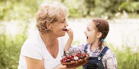 Внучка посылает бабушку