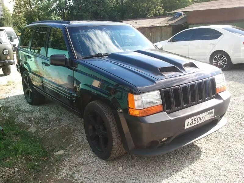 Капот джип чероки. Jeep Grand Cherokee ZJ 5.9. Jeep Grand Чероки 1996 srt. Jeep Grand Cherokee ZJ СРТ. Jeep ZJ 2.