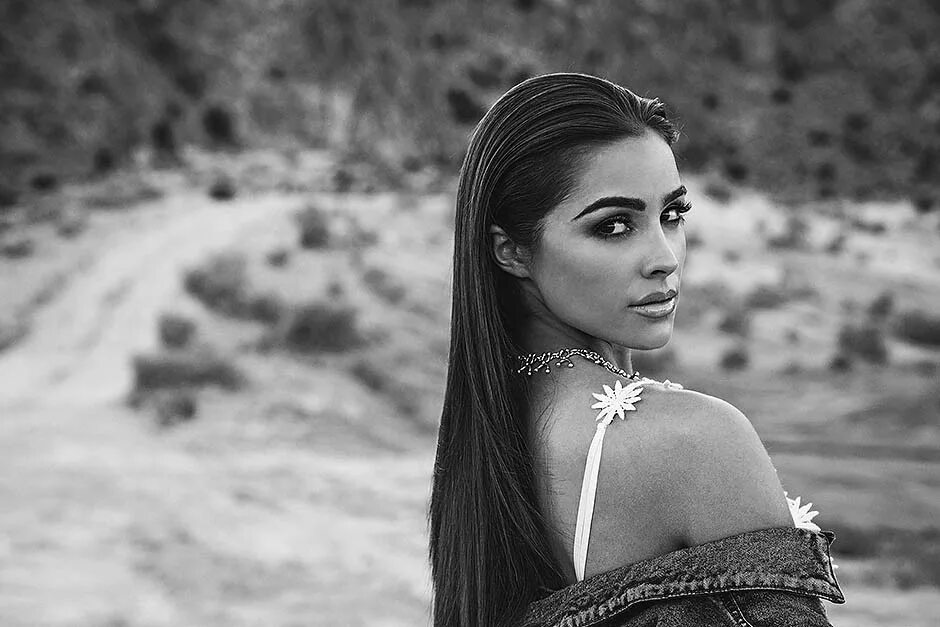 Мадалина генеа 2015. Красивые девушки италии. Современные итальянские девушки. Модель бьянка италии. Модель мадалина генеа.