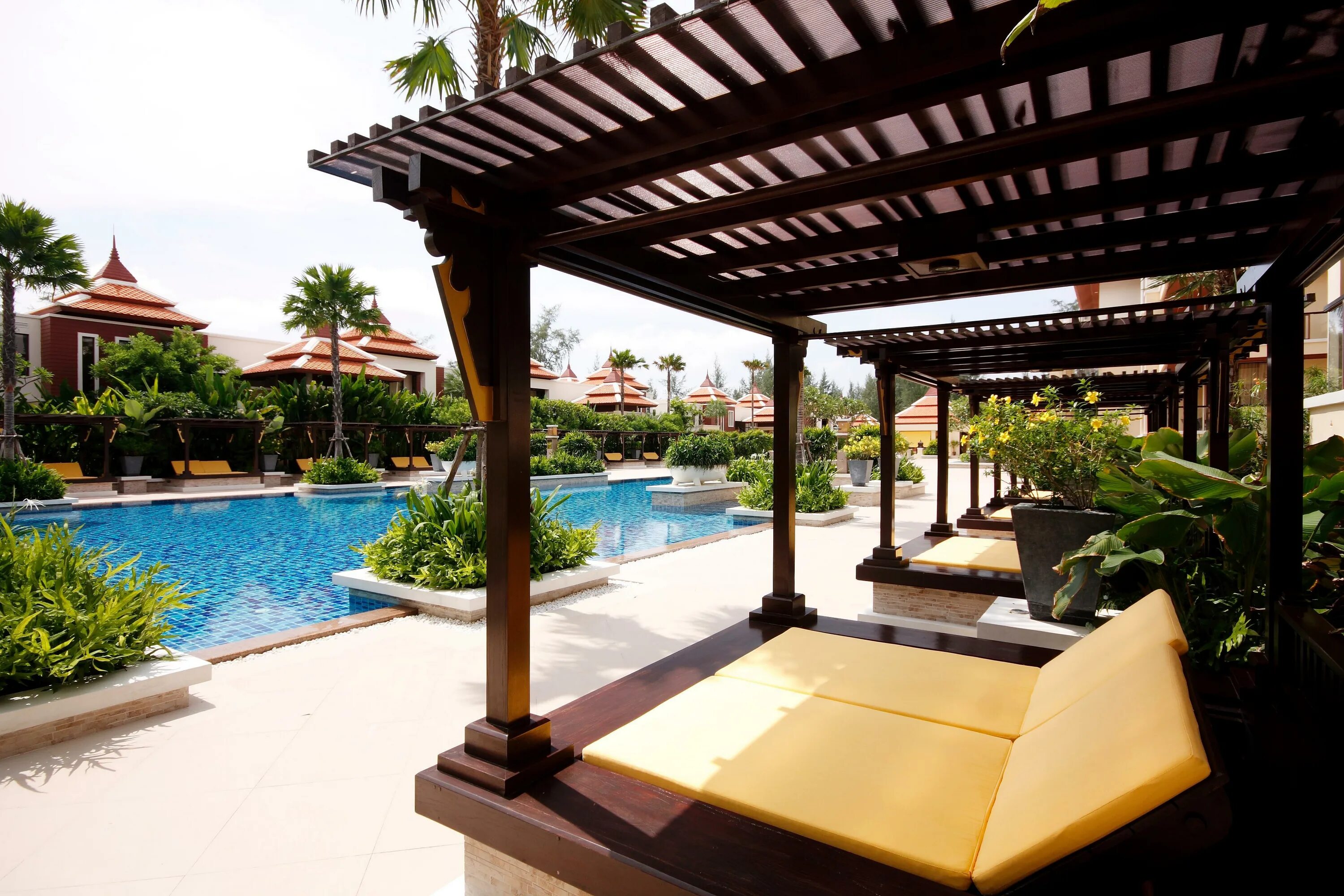 Пляж банг тао пхукет отели. Movenpick пхукет банг тао. movenpick resort bangtao beach. bangtao beach phuket. мовенпик отель пхукет банг тао.